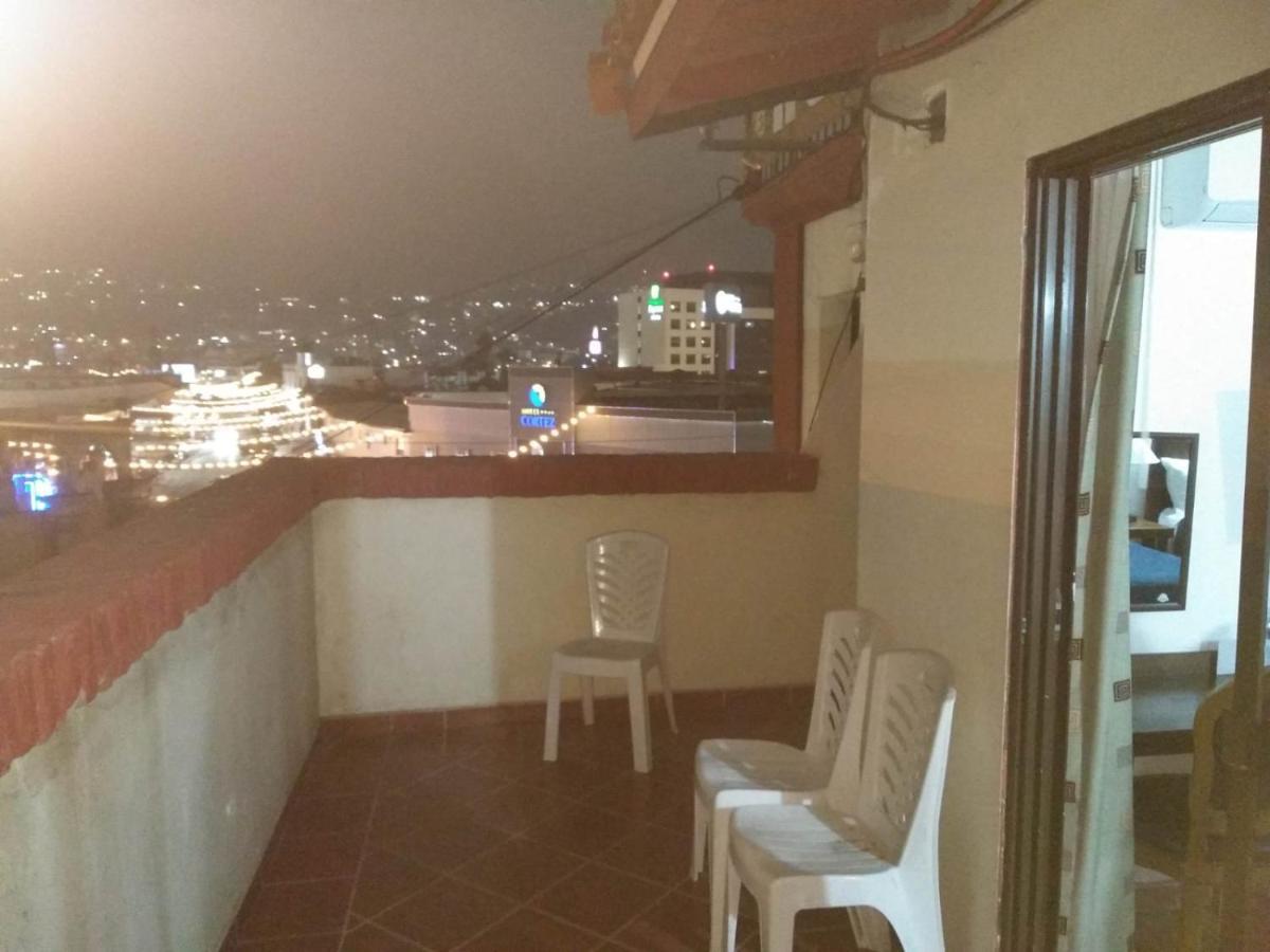 Mision Santa Isabel Hotel เอนเซนาดา ภายนอก รูปภาพ